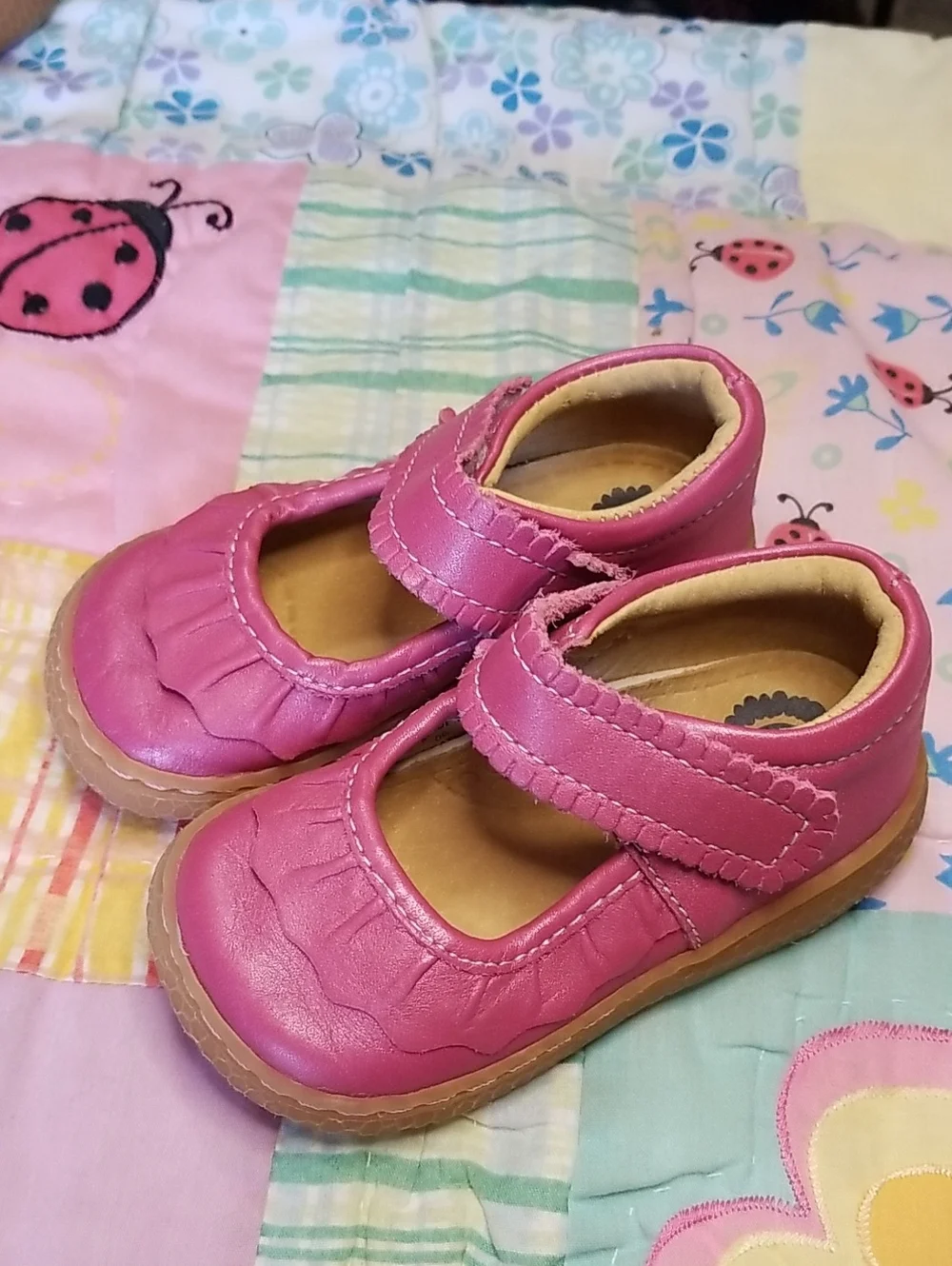 Livie & Luca Pink Shimmer Ruche HTF Soft Originals Made in Mexico Size 5
